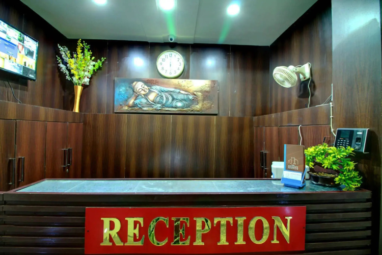 Hotel Staayz Premium