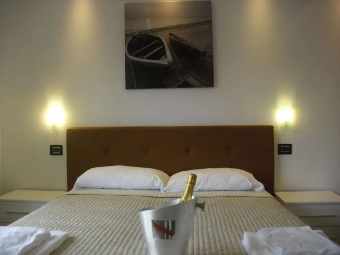 Luce di Luna Luxury Suites