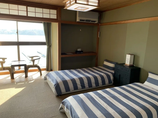 Comfort Twin room with lake view