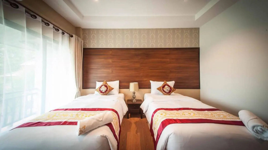 Moon Terrace Resort & Hotel