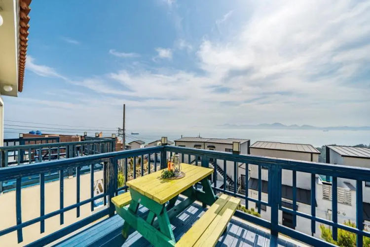 Namhae Merbleu Pension