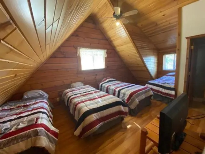 Warrens Cabin