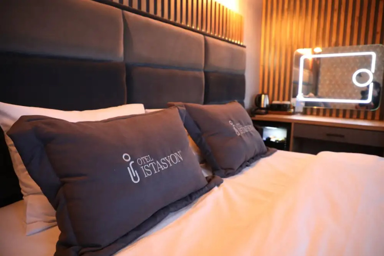Otel İstasyon