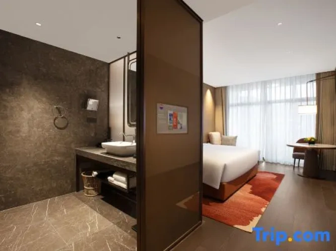 Deluxe Double room with garden view