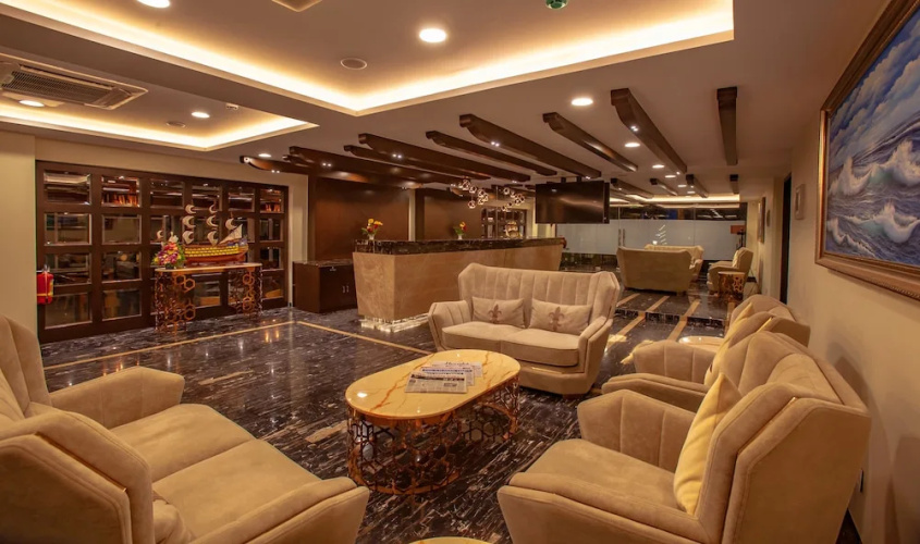 Royale Exotica