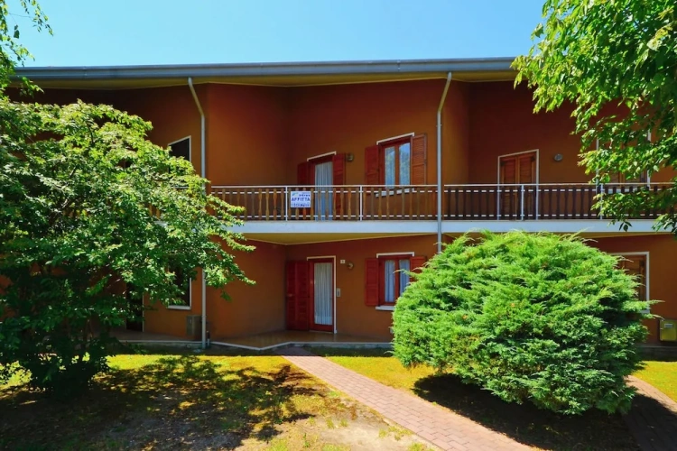 Enchanting Villa in a Quiet Area