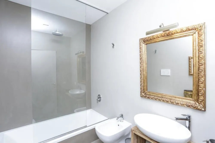 Spanish Steps Deluxe Apartment