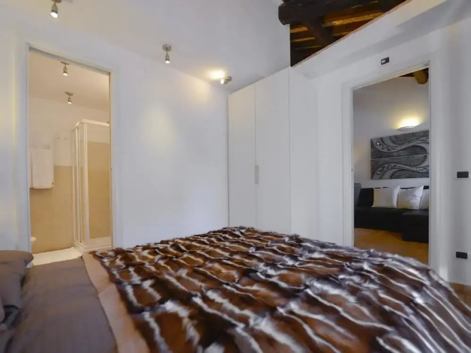 Ibernesi 1 Apartment