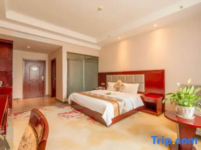 Standard Double room with view