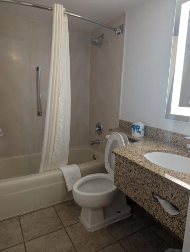 Radisson Denver Central photo 8