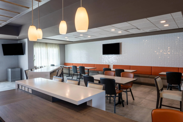 Wingate by Wyndham Kanata West Ottawa photo 31