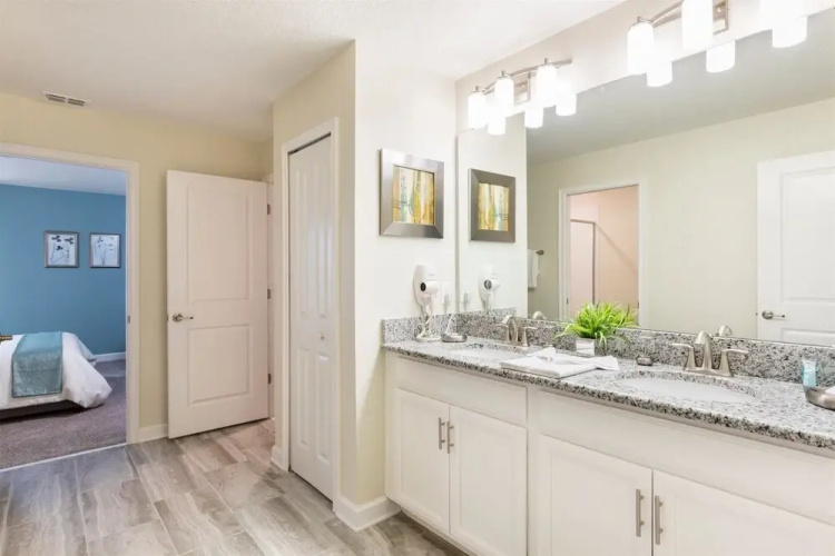 9BR ChampionsGate Pool Home