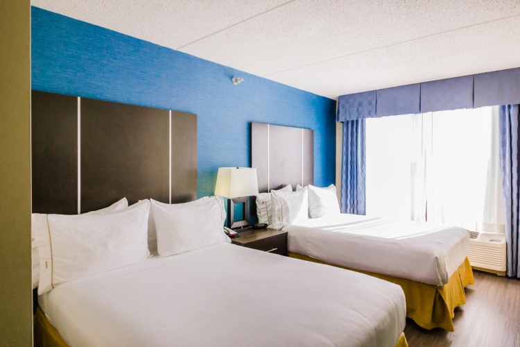 Quadruple Suite