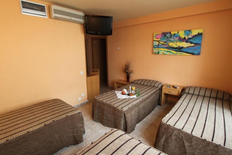 Standard Family room