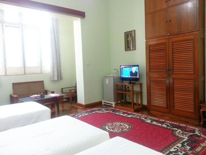 Queen Shin Saw Pu Hotel