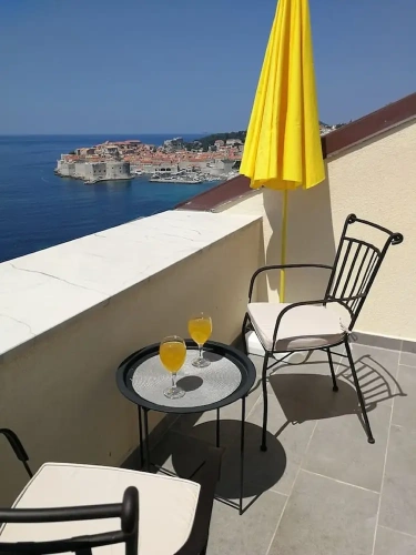 Standard Double room with balcony and with sea view
