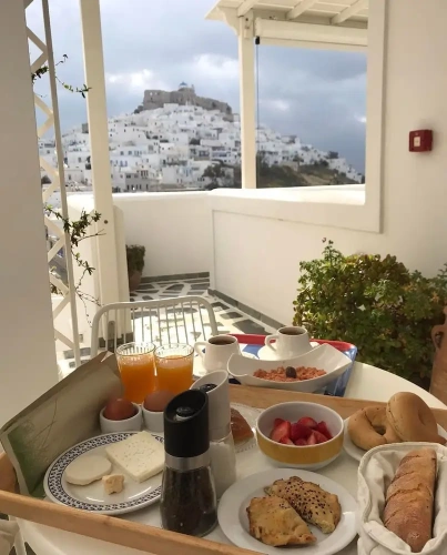 Apartment with sea view