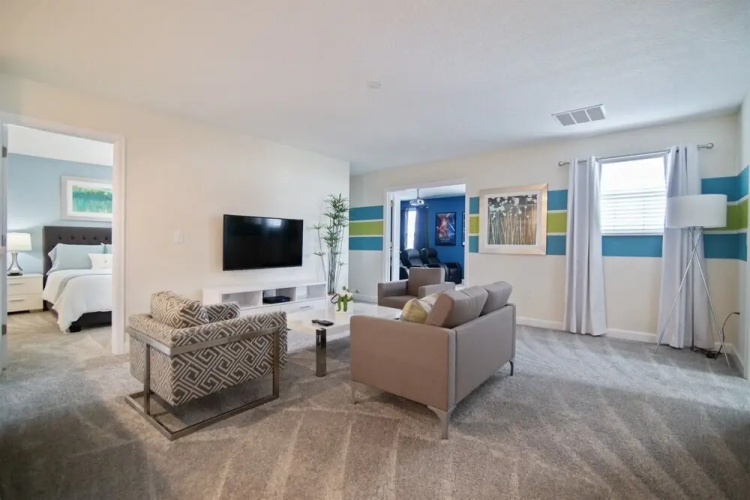 8BR ChampionsGate Pool Home wTheater