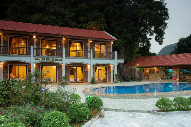 HoangLong Riverside