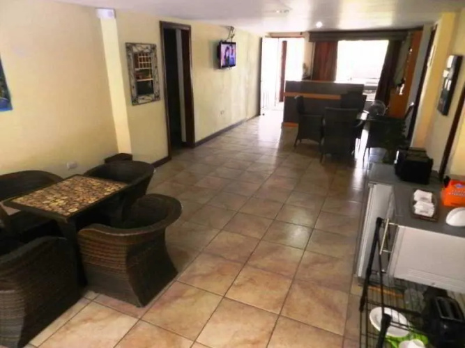 Suites Del Zar Hotel