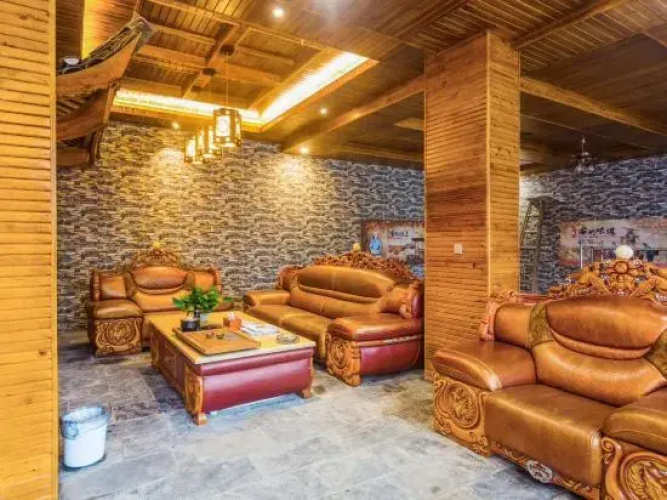 Huamuxuan Inn