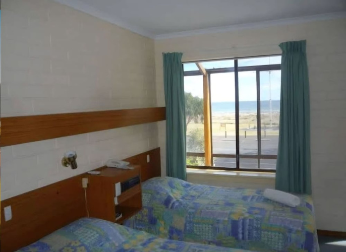 Kingston Ocean View Motel