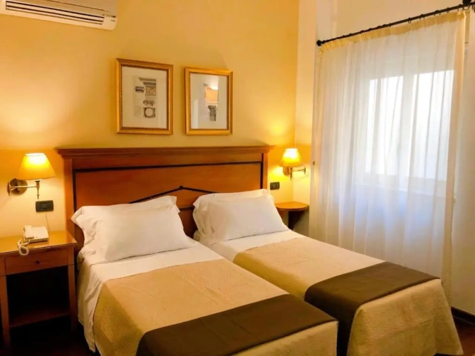 Standard Twin room