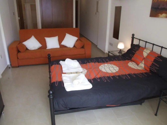 Studio with shower room E3, full kitchen, poolside, FREE WIFI
