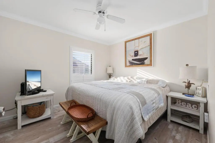 Sea Place 11211