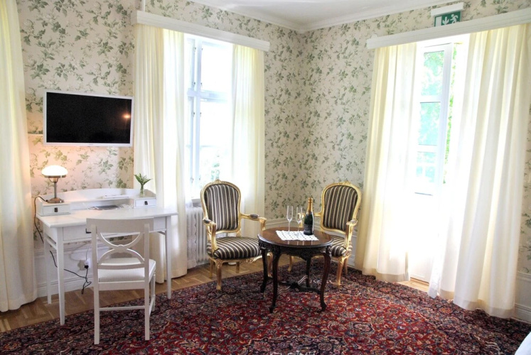 Råsvalslunds Herrgård