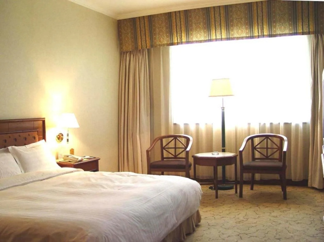 Gloria Plaza Suzhou