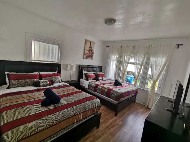Luxury Quadruple Suite with balcony