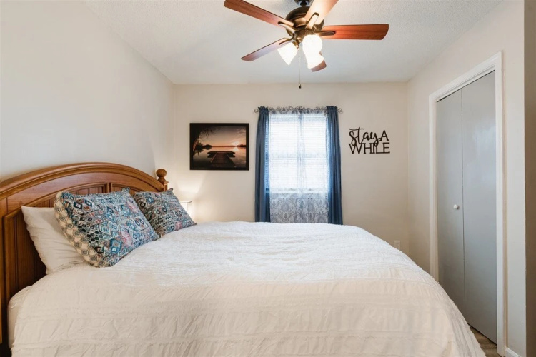 1509 Marina Rd - Full Duplex