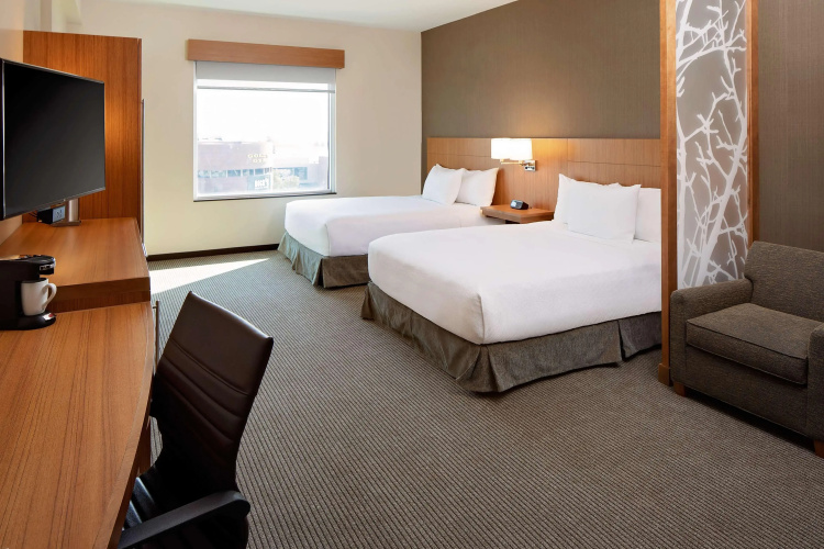 Hyatt Place Glendale / Los Angeles