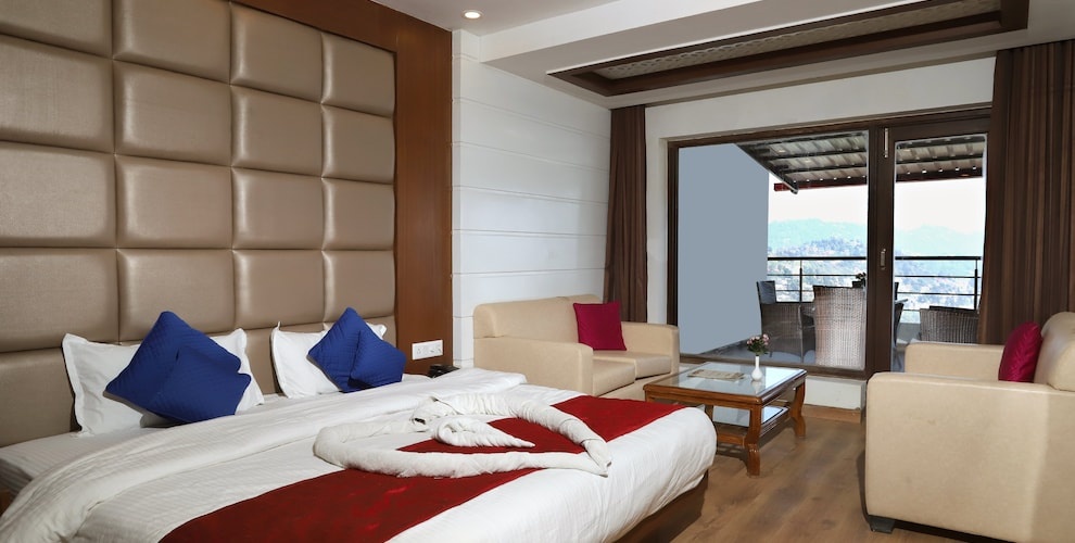 Deluxe room with balcony