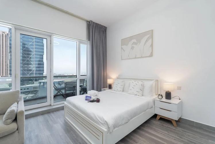 Stylish Studio Apartment in Tecom s Prime Location