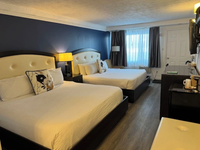 Standard Double room with view