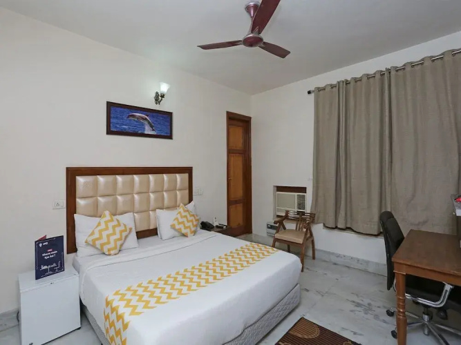 OYO 14445 Cyber Inn