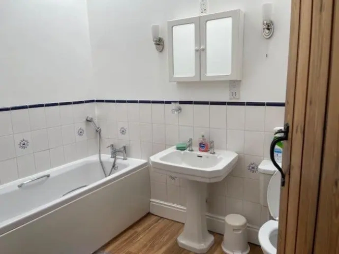 1 Bedroom Cottage