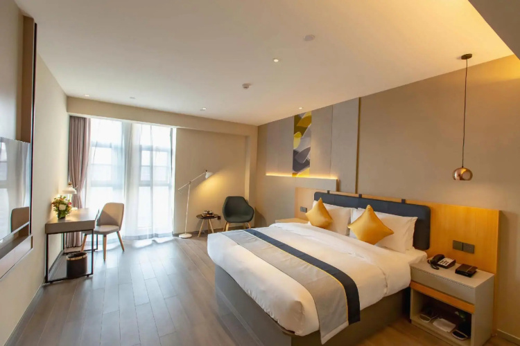 Homeinn Selected Hotel (Kunming Economical Development Zone)