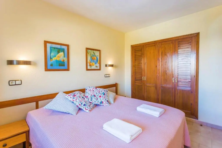 ☆Beachfront 1br Ronda 4 - Ac/Wifi/Pool