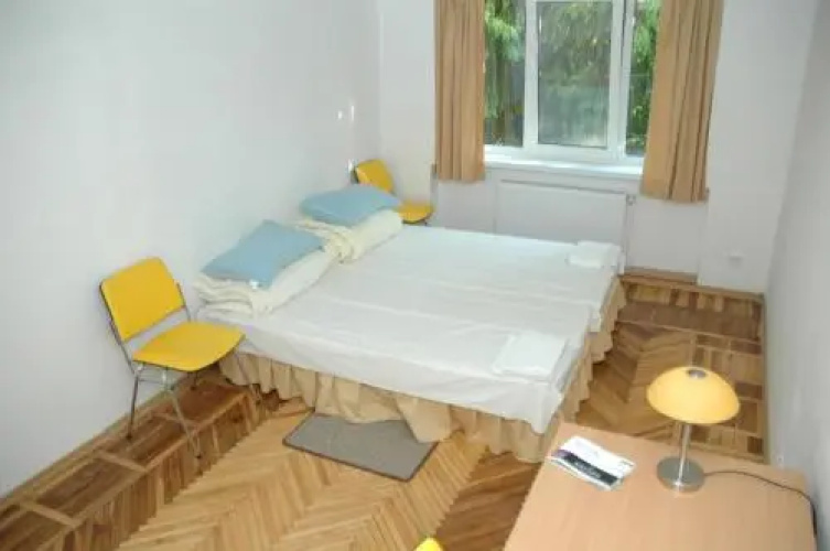 Yellow House Hostel