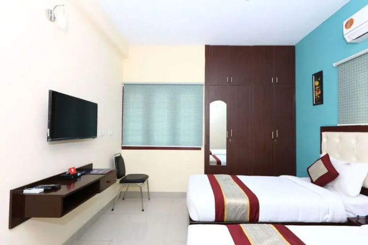 Neighbour Inn Kolathur