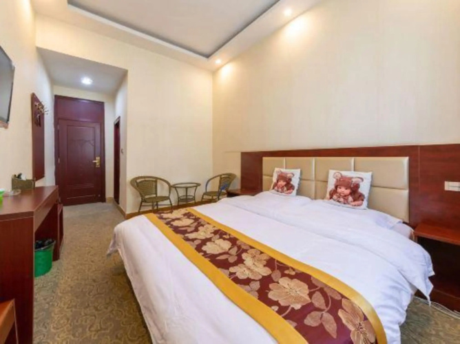 Jinyuan Holiday Hotel