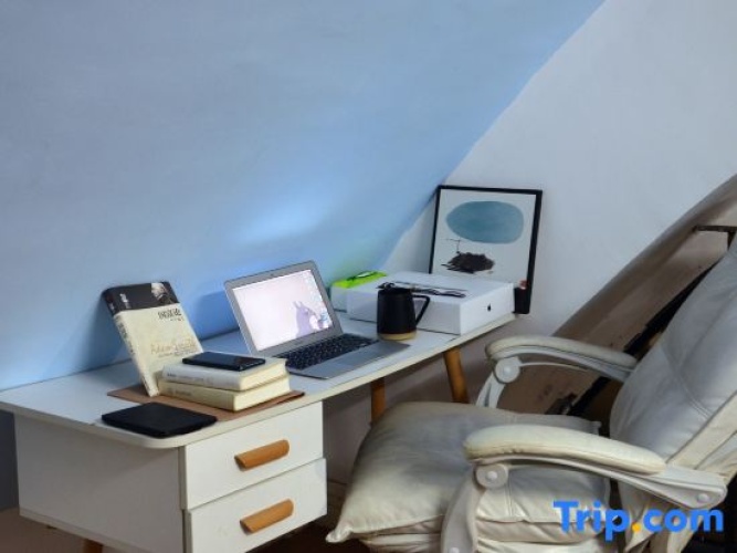 Standard Double room with city view