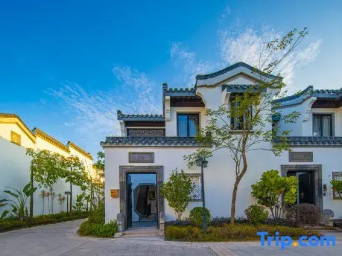 Jiuchonghu Hakka Hot Spring Courtyard