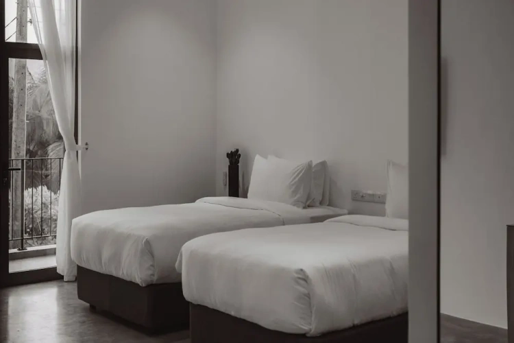 1 Bedroom Deluxe Double room with garden view