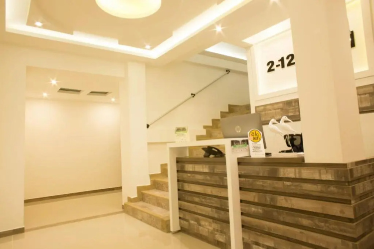 212 Hotel