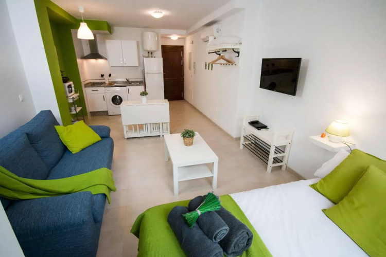 Holidays 2 Malaga Apartments