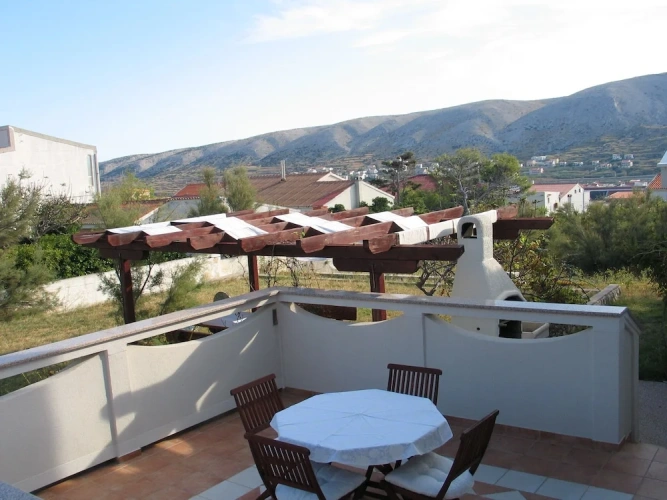 1 Bedroom Apartment with balcony and with sea view